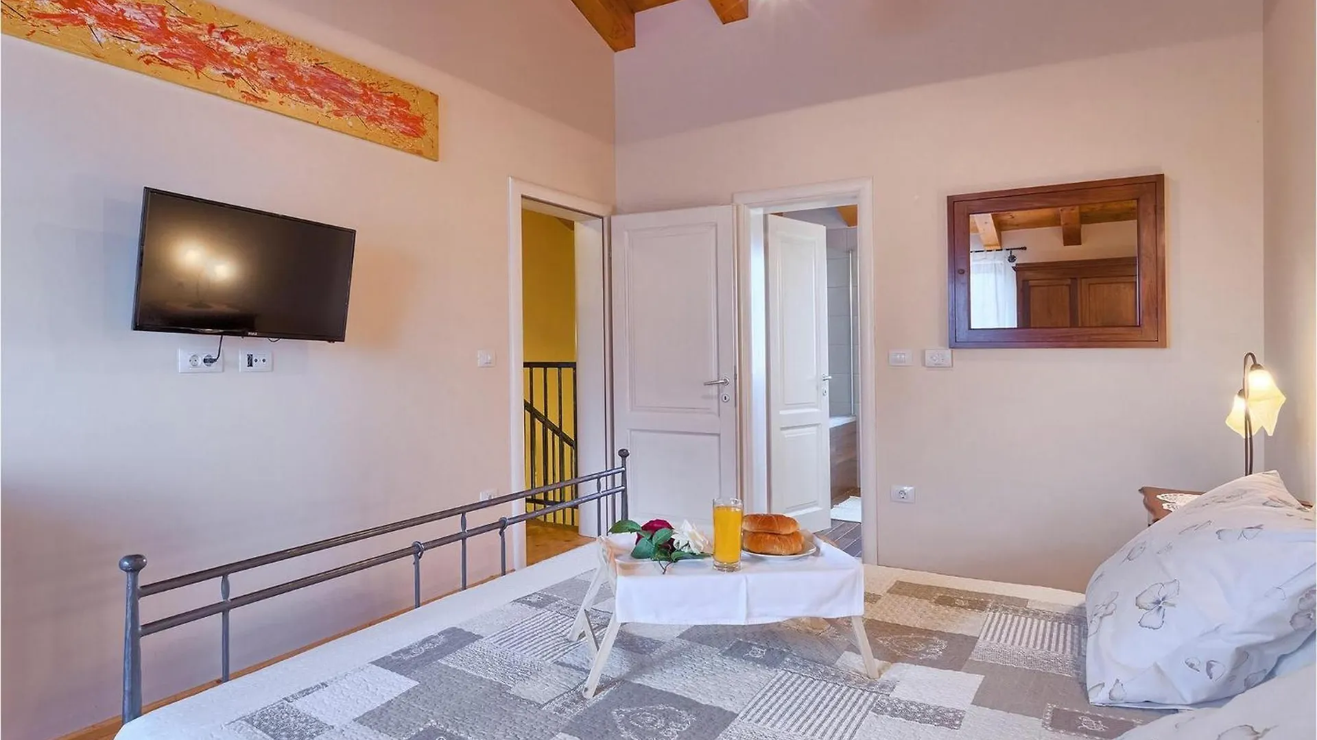 Villa Anita Hrboki 0*,  Croatia