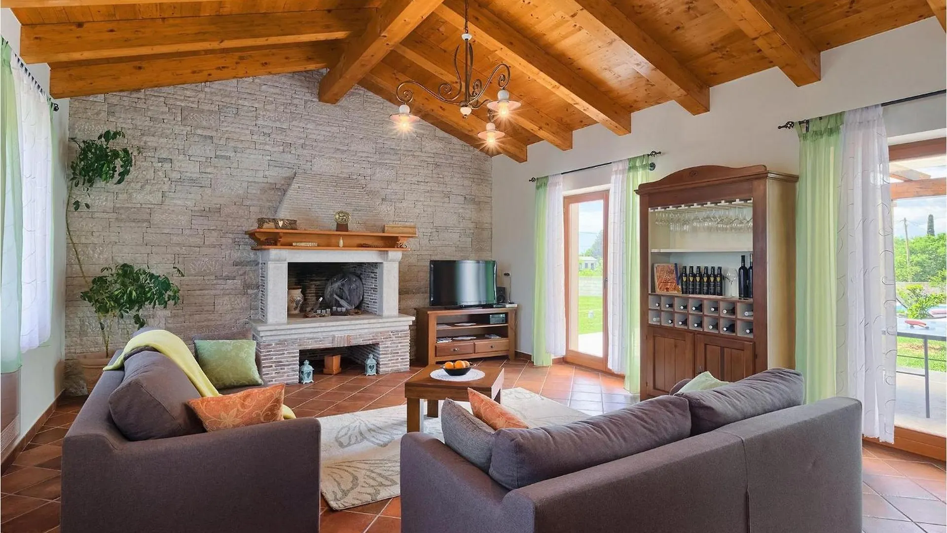 Holiday home Villa Anita Hrboki